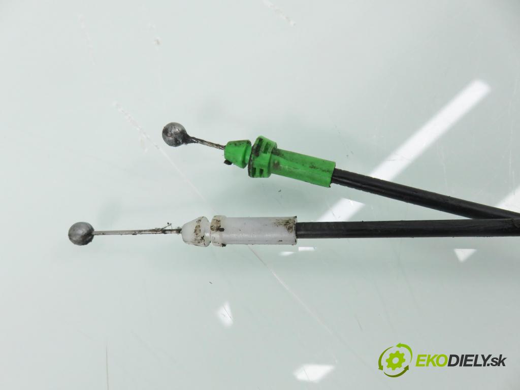 TOYOTA AURIS TOURING SPORTS (_E18_) KOMBI 2014 91,00 2.0 D-4D 124 (ADE186_) - 1AD-FTV 1998,00 zámok