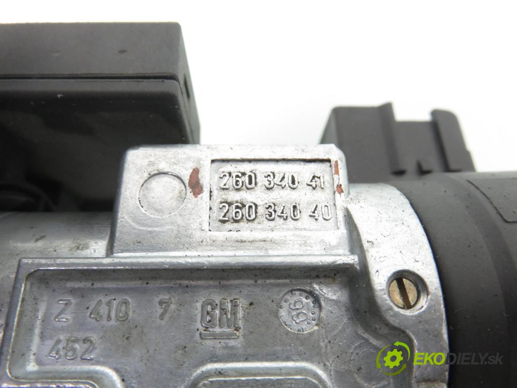 OPEL ASTRA F CLASSIC sedan (T92) SEDAN 2000 44,00 1.4 i - X 14 NZ 1389,00 spinačka 26034041 ; 24418928 (Spínacia skrinka)