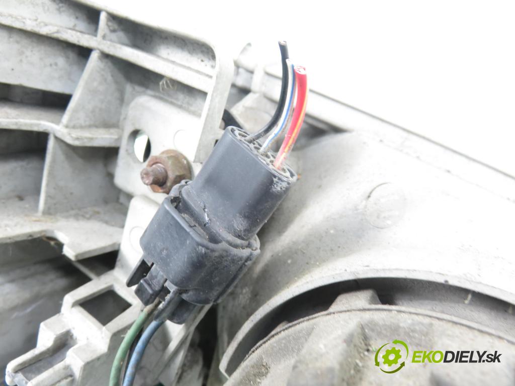 MAZDA DEMIO (DW) HB 1998 46,00 1.3 i 16V (DW3W) - B3 ME 1324,00 Svetlo LP