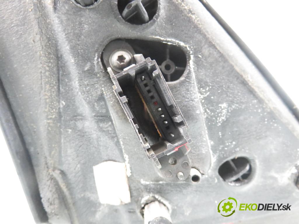 RENAULT CLIO II (BB_, CB_) HB 2003 72,00 1.4 16V (B/CB0P) - K4J 710 1390,00 zpětné zrcátko LE