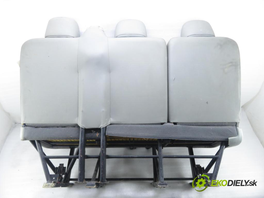 RENAULT TRAFIC II Autobus (JL) BUS 2005 74,00 1.9 dCI 100 (JL0C) - F9Q 760 1870,00 Sedadlá, sedačky Sedadlo