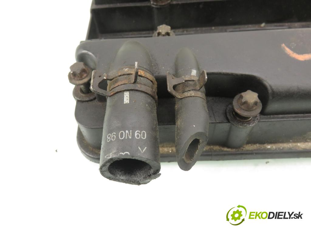 OPEL CORSA C (X01) HB 2002 43,00 1.0 12V 58 - Z 10 XE 973,00 kryt Ventilů 24403771