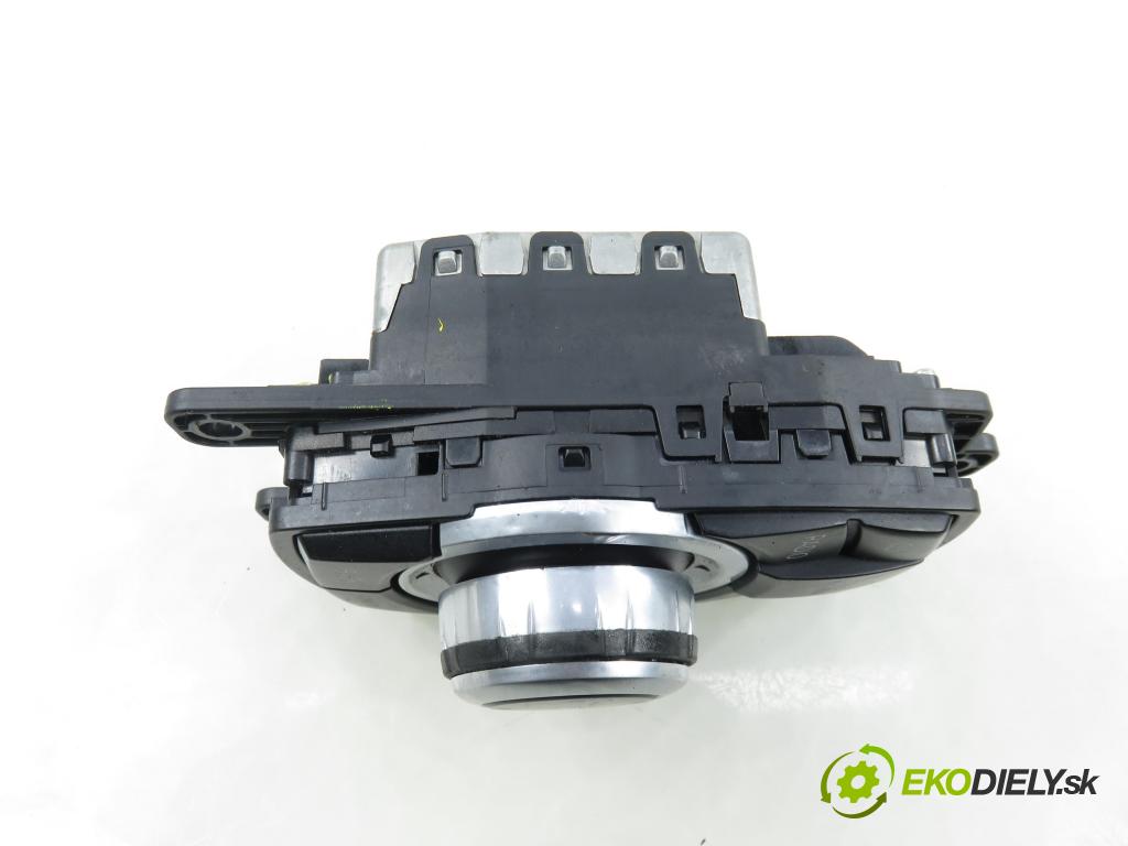 BMW 5 Touring (F11) KOMBI 2012 135,00 520 d 184 - N47 D20 C 1995,00 Panel ovládania IDRIVE 9253944