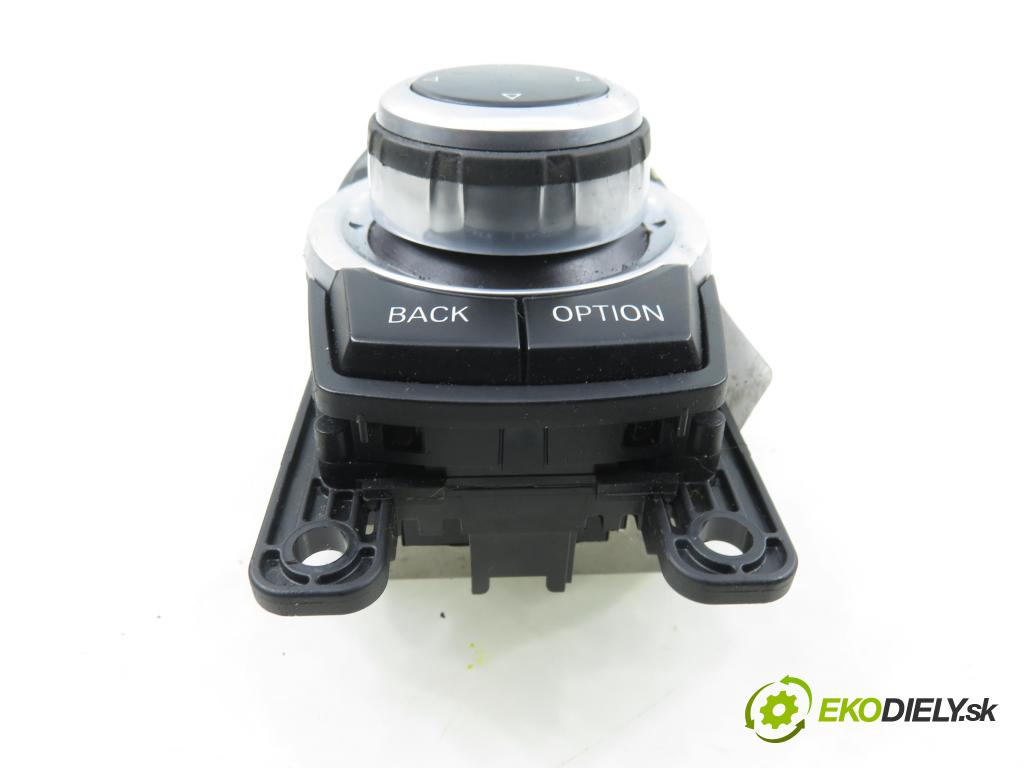 BMW 5 Touring (F11) KOMBI 2012 135,00 520 d 184 - N47 D20 C 1995,00 Panel ovládania IDRIVE 9253944