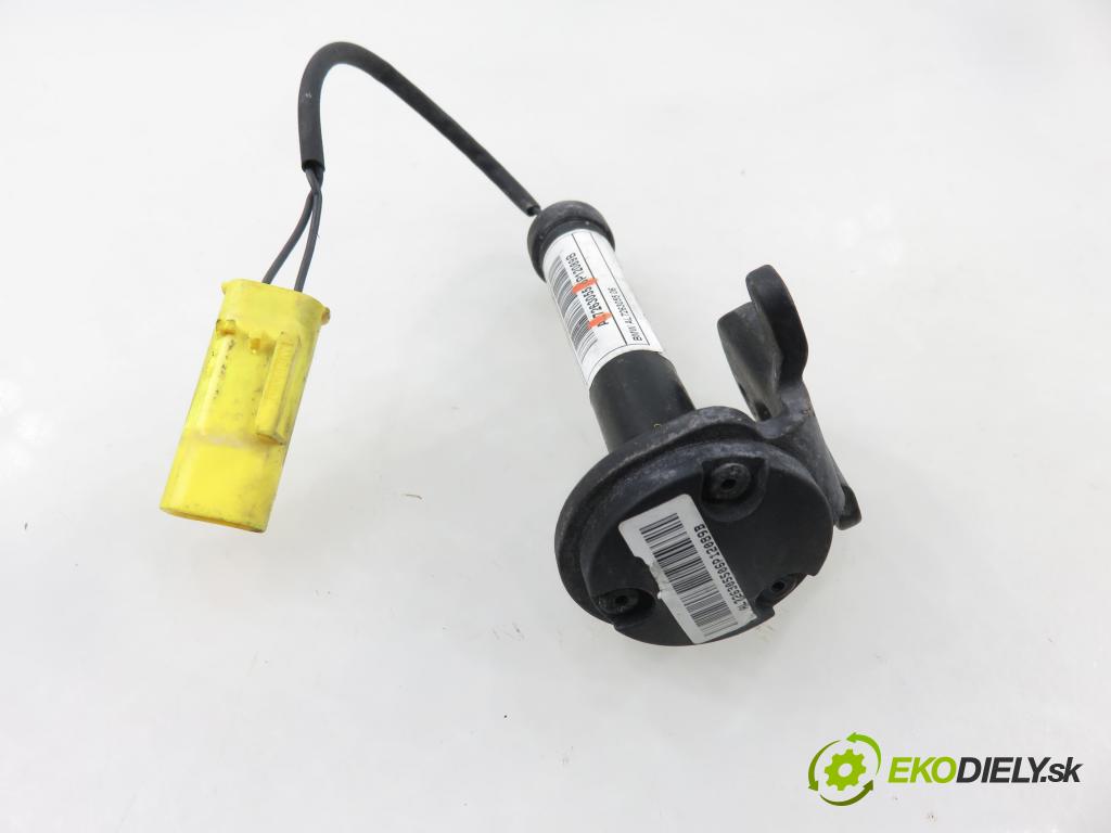 BMW 5 Touring (F11) KOMBI 2012 135,00 520 d 184 - N47 D20 C 1995,00 PIROTECHNICKÉ: 7263055