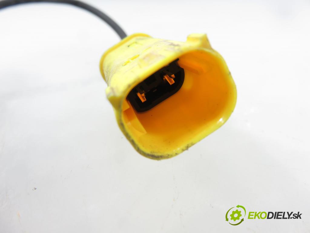 BMW 5 Touring (F11) KOMBI 2012 135,00 520 d 184 - N47 D20 C 1995,00 PIROTECHNICKÉ: 7263055