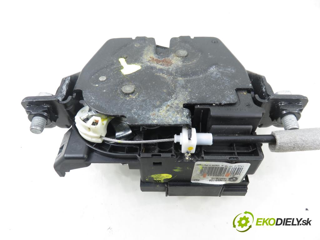 BMW 5 Touring (F11) KOMBI 2012 135,00 520 d 184 - N47 D20 C 1995,00 zámok dveří kufr EL. 7269544 ; 7208371