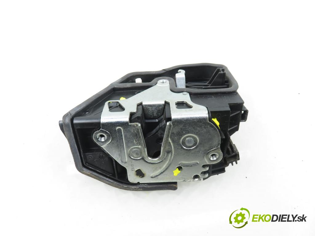 BMW 5 Touring (F11) KOMBI 2012 135,00 520 d 184 - N47 D20 C 1995,00 zámok 7229461