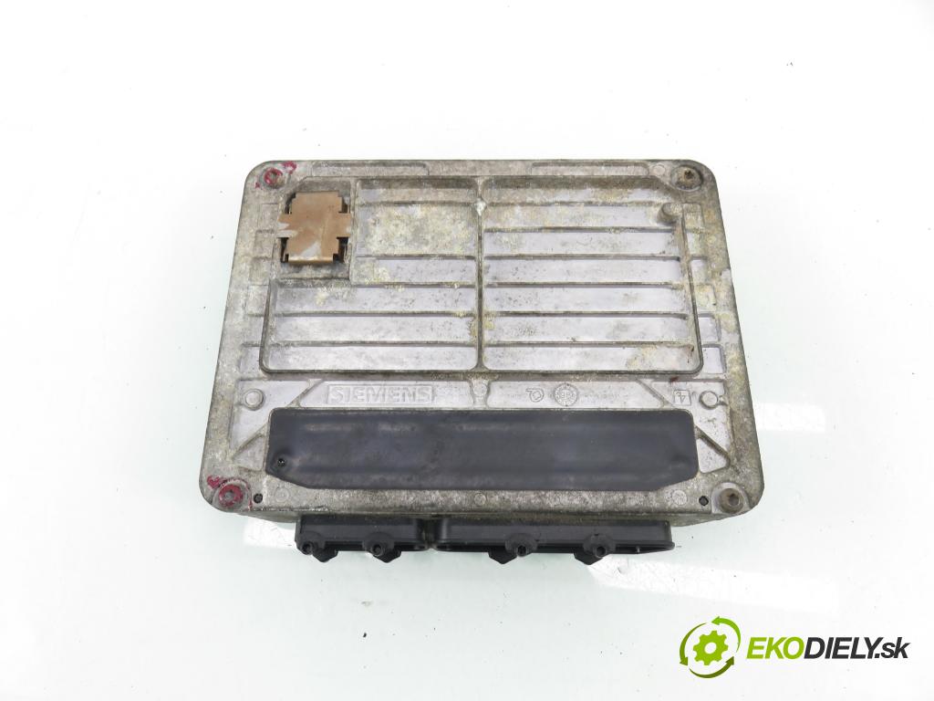 SEAT TOLEDO II (1M2) SEDAN 2001 74,00 1.6 - AKL 1595,00 řídící jednotka motora 06A906019BR ; 5WP444302