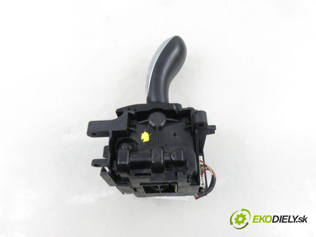 BMW 5 Touring (F11) KOMBI 2012 135,00 520 d 184 - N47 D20 C 1995,00 ZVEDÁK: 9260972