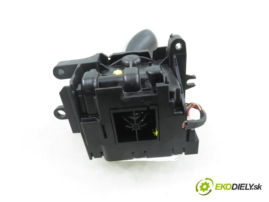 BMW 5 Touring (F11) KOMBI 2012 135,00 520 d 184 - N47 D20 C 1995,00 ZVEDÁK: 9260972