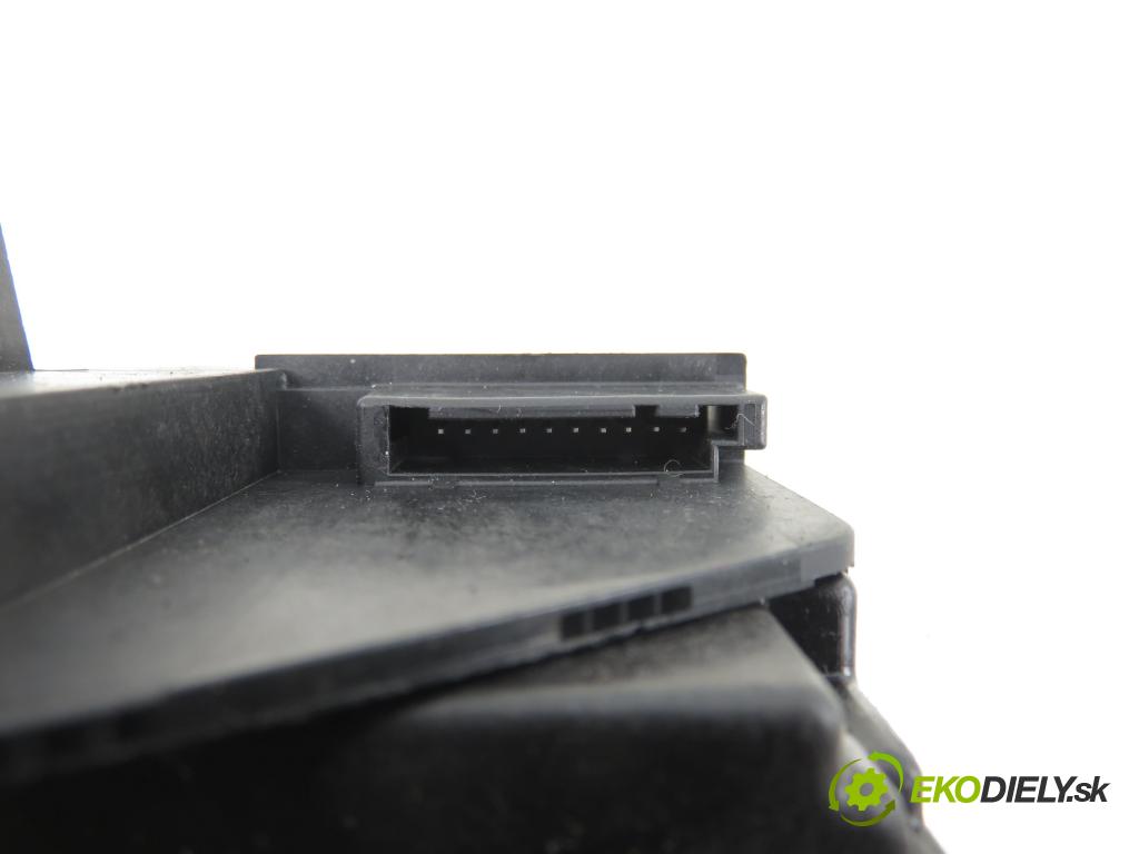 BMW 5 Touring (F11) KOMBI 2012 135,00 520 d 184 - N47 D20 C 1995,00 ZVEDÁK: 9260972