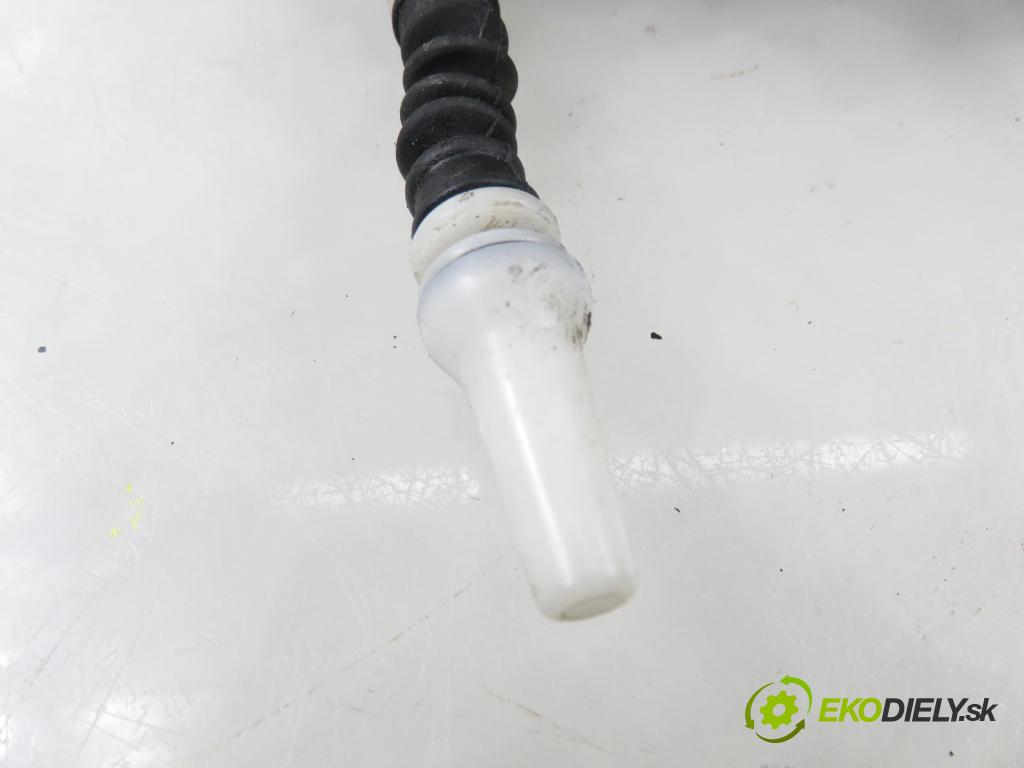 BMW 5 Touring (F11) KOMBI 2012 135,00 520 d 184 - N47 D20 C 1995,00 klika