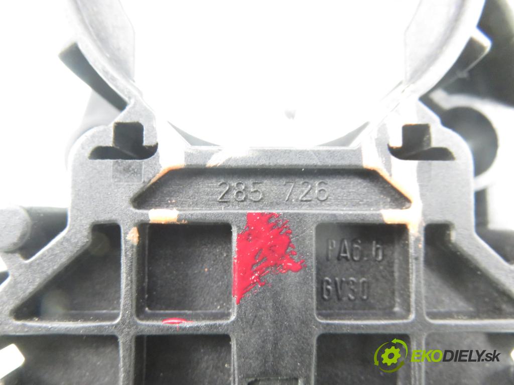 MERCEDES-BENZ KLASA A (W168) HB 2001 55,00 A 160 CDI 75 - OM 668.940 1689,00 / páčka ľavá strana 1685450110