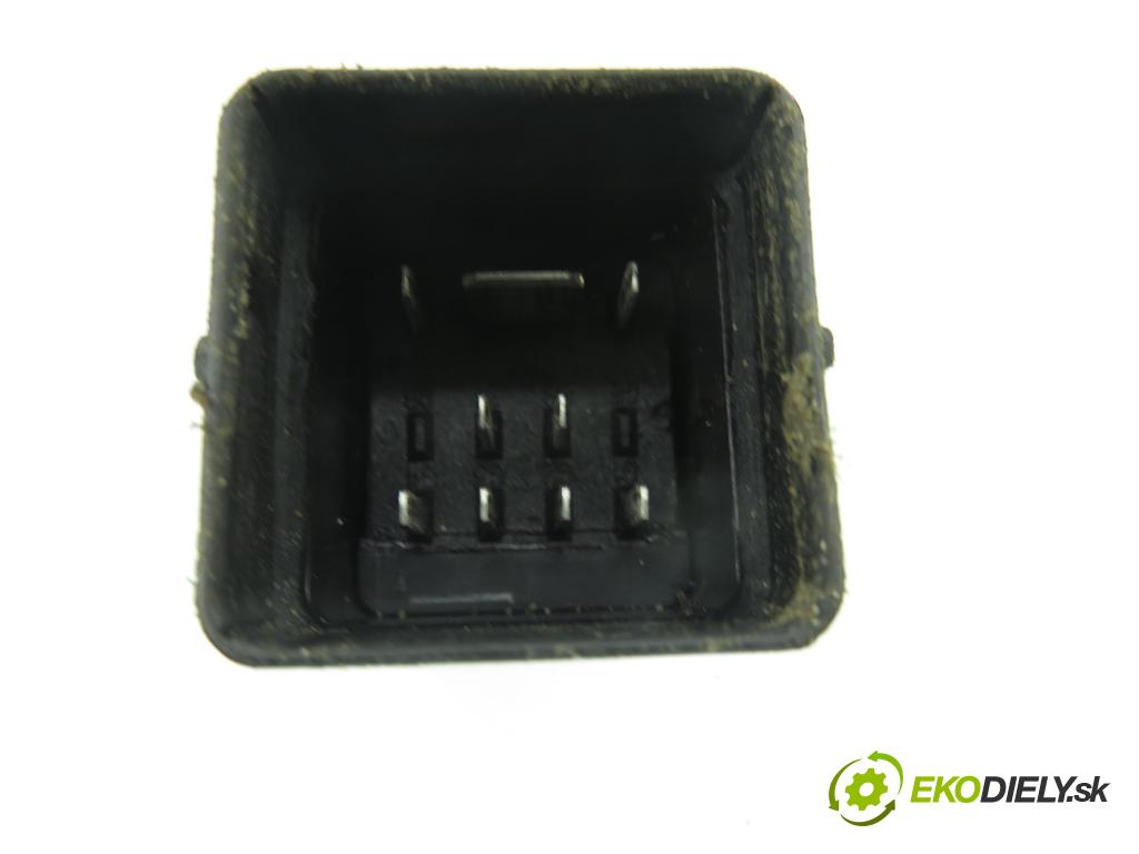 CITROEN JUMPER Skrzynia FURGON 2011 74,00 2.2 HDi 100 - 4HV (P22DTE) 2198,00 RELÉ: JÚN: 0281003039