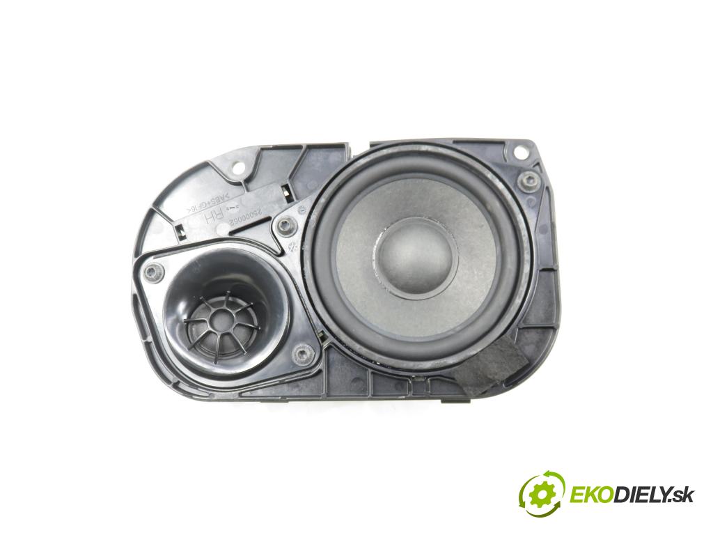 BMW 5 Touring (F11) KOMBI 2012 135,00 520 d 184 - N47 D20 C 1995,00 reproduktor Dvere 9239146