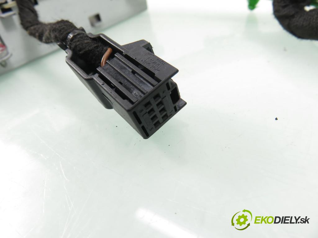 AUDI Q7 (4L) SUV 2007 171,00 3.0 TDI quattro - BUG 2967,00 ZOBRAZIT: 4F0919603B