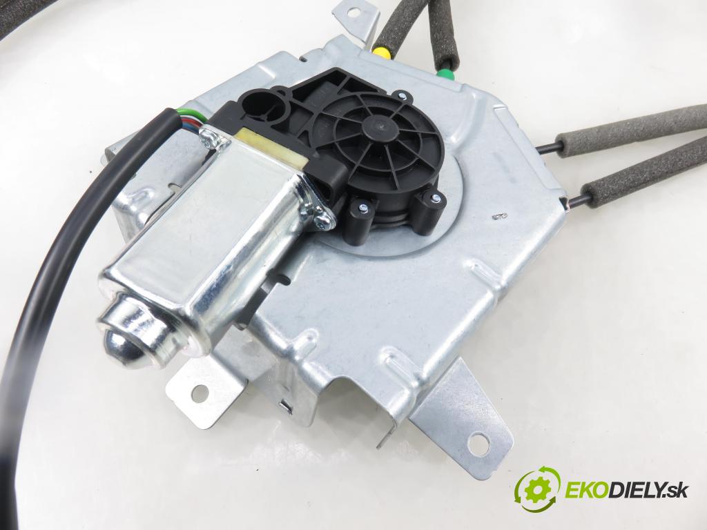 BMW 5 Touring (F11) KOMBI 2012 135,00 520 d 184 - N47 D20 C 1995,00 Motorček strešného okna  (Motorček ovládania strešného okna)