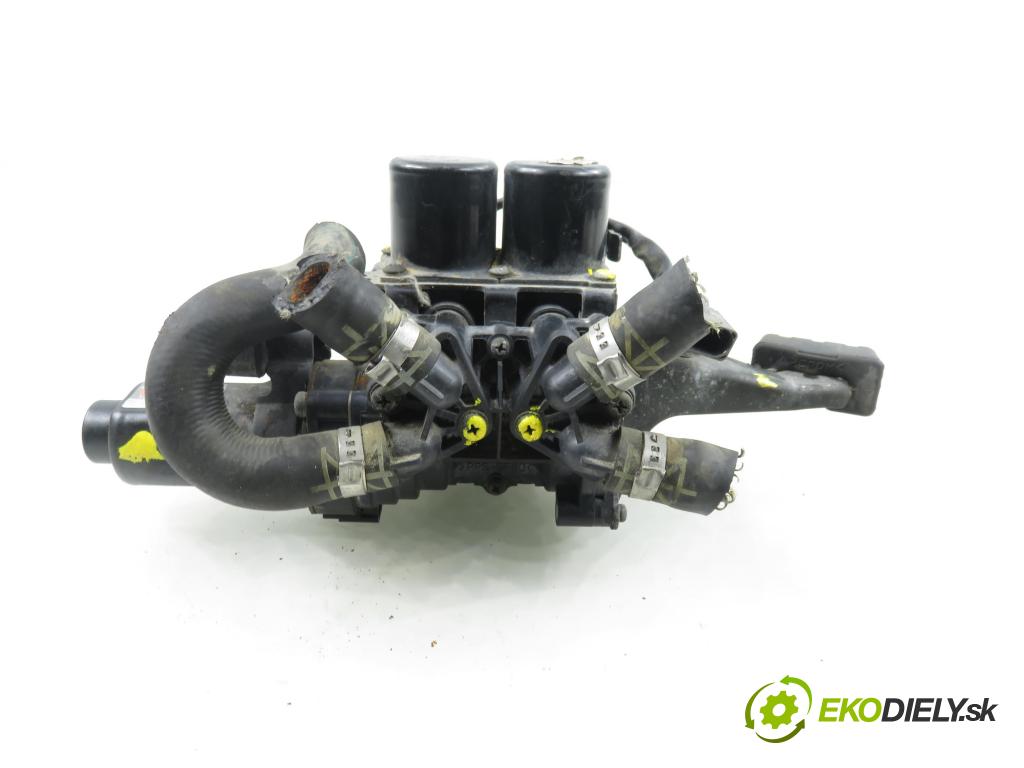 VW PHAETON (3D1, 3D2, 3D3, 3D4, 3D6, 3D7, 3D8, 3D9) SEDAN 2006 165,00 3.0 TDI 2967,00 pumpa vody elektrická 3D1959617C