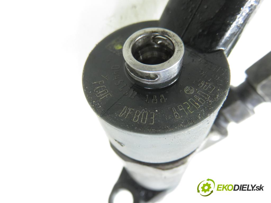 MAZDA 3 (BK) HB 2004 80,00 1.6 DI Turbo 109 - Y601 (PSA) 1560,00 vstrekovač 0445110188 (Vstrekovač paliva)