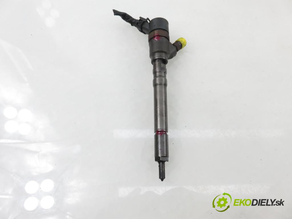 HYUNDAI TUCSON (JM) SUV 2006 83,00 2.0 CRDi 4WD 113 - D4EA 1991,00 vstrekovač 3380027900 ; 0445110126 (Vstrekovač paliva)