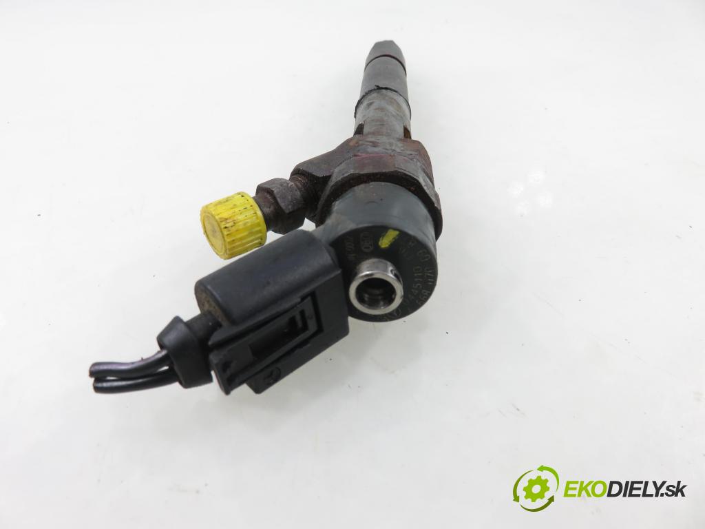 MERCEDES-BENZ KLASA A (W168) HB 2002 70,00 A 170 CDI 95 - OM 668.942 1689,00 vstrekovač 0445110116 ; 6680700987 (Vstrekovač paliva)