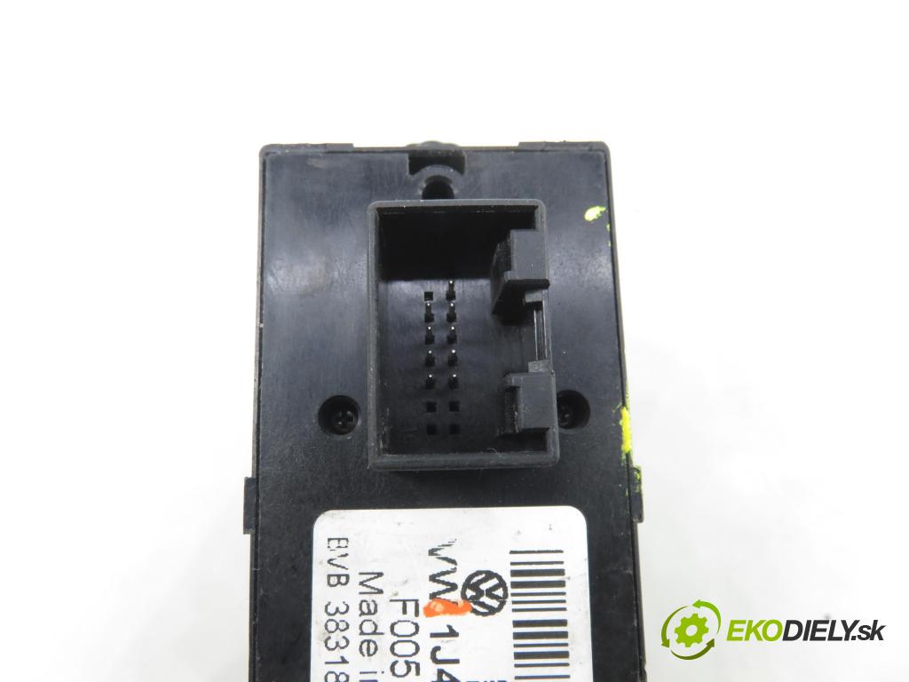 VW PASSAT B5.5 (3B3) SEDAN 2003 96,00 1.9 TDI - AWX 1896,00 Panel ovládania okien 1J4959857D