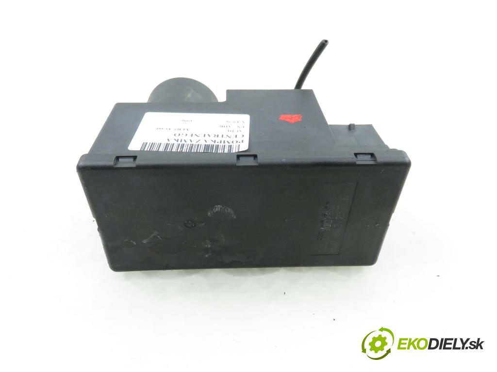 AUDI A4 Avant (8D5, B5) KOMBI 1996 92,00 1.8 - ADR 1781,00 pumpa zámku centrálneho 8L0862257E