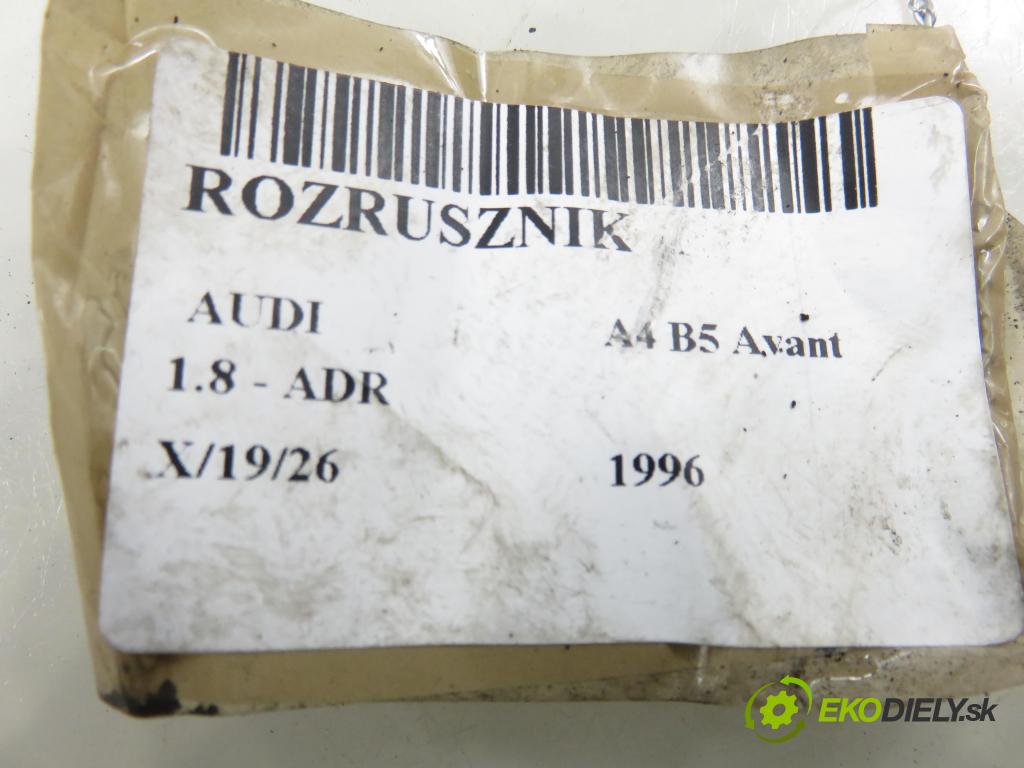 AUDI A4 Avant (8D5, B5) KOMBI 1996 92,00 1.8 - ADR 1781,00 Štartér (Štartér)