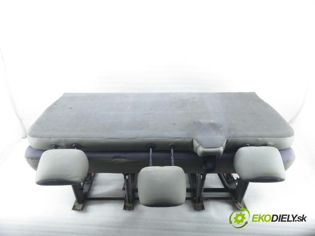 RENAULT TRAFIC II Autobus (JL) BUS 2005 74,00 1.9 dCI 100 (JL0C) - F9Q 760 1870,00 Sedadlá, sedačky Sedadlo