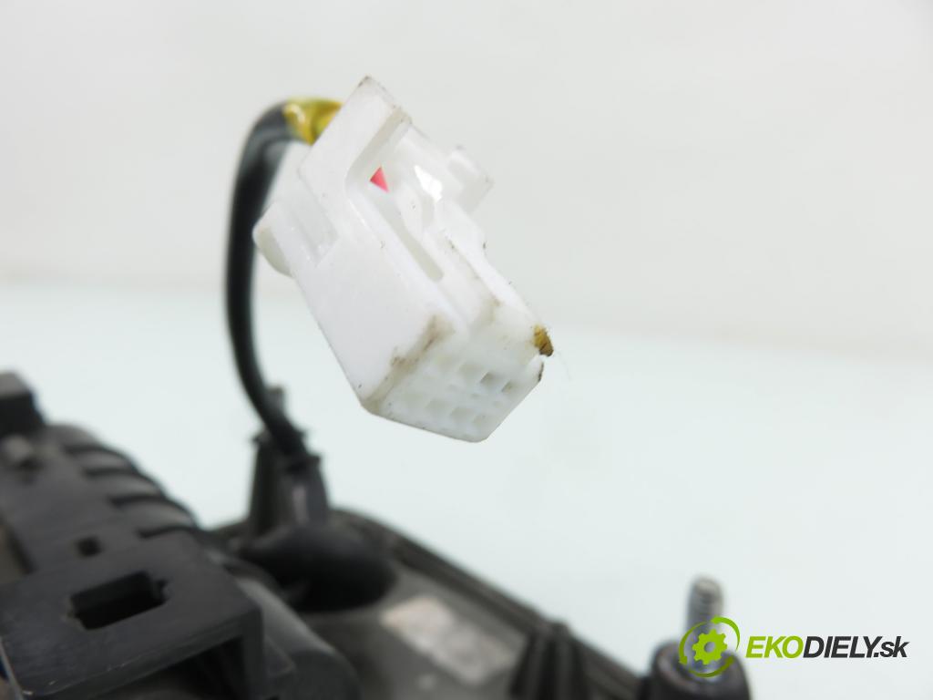 KIA RIO III (UB) HB 2012 55,00 1.1 CRDi - D3FA 1120,00 Kľučka dverí kufor