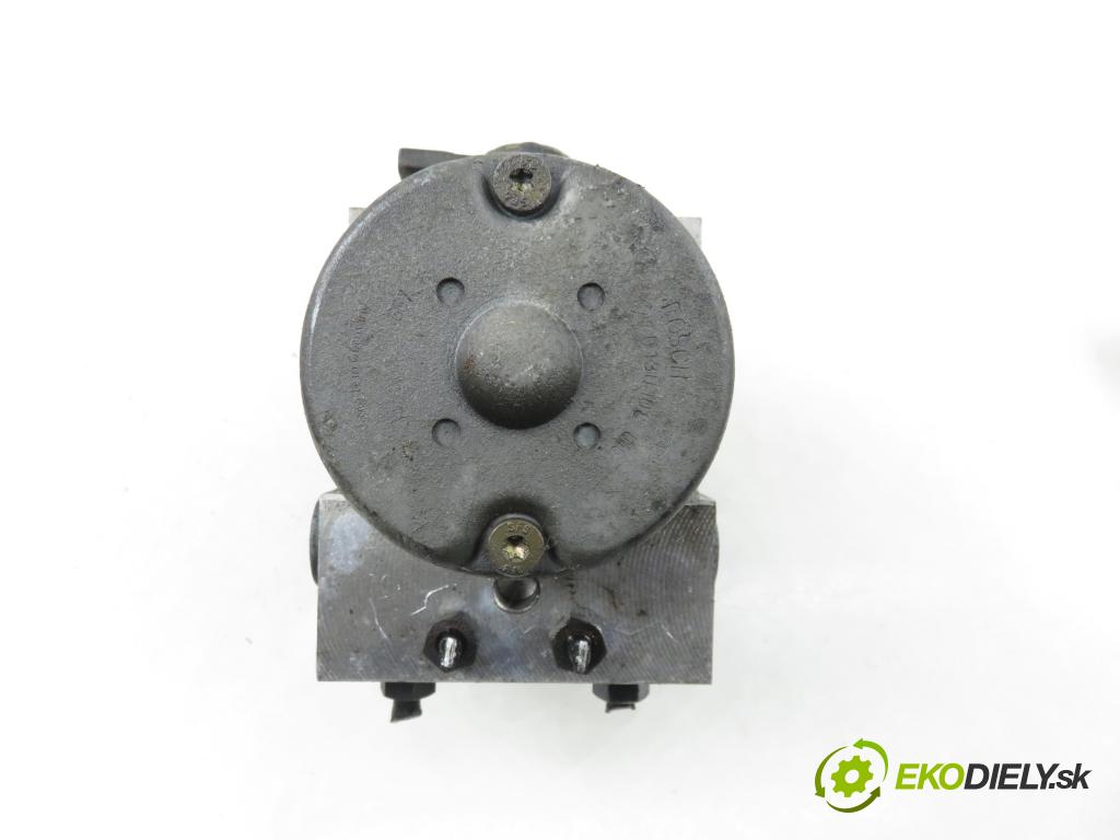 AUDI A4 Avant (8D5, B5) KOMBI 1996 92,00 1.8 - ADR 1781,00 Pumpa ABS 8E0614111HL ; 0265216411 ; 0273004132 (Pumpa ABS)