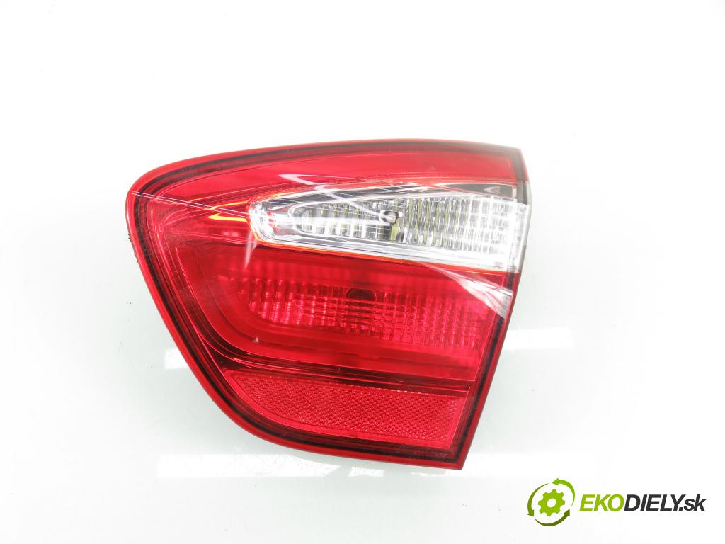 KIA RIO III (UB) HB 2012 55,00 1.1 CRDi - D3FA 1120,00 světlo pravé zadní kufr 924041W2