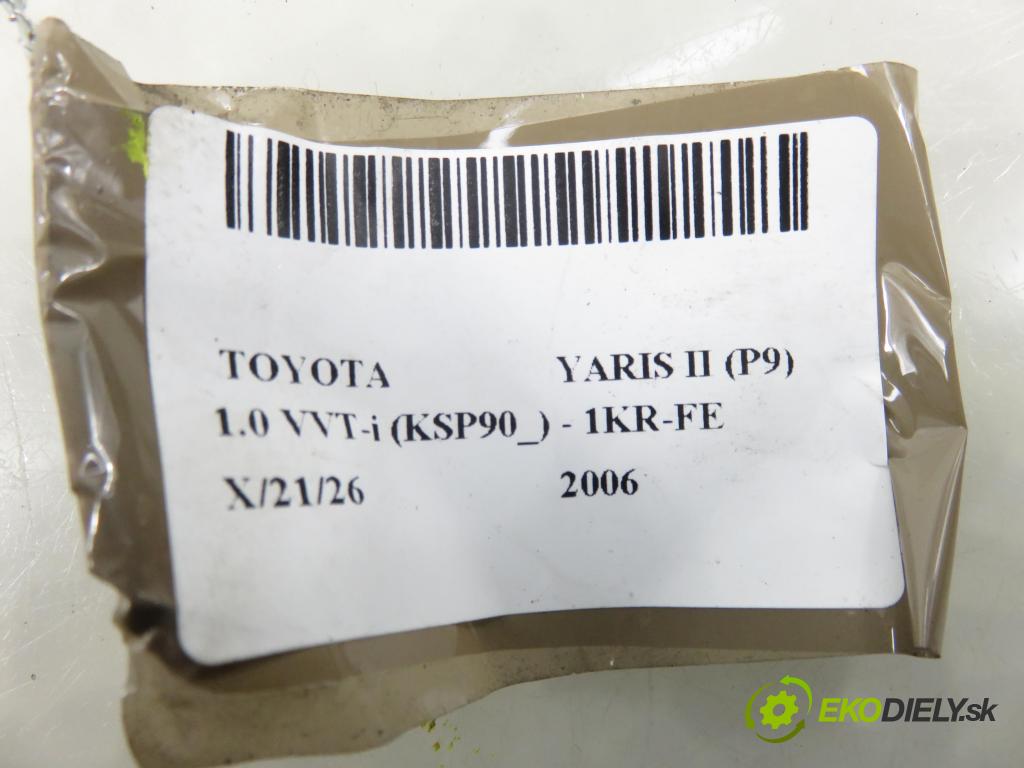 TOYOTA YARIS (_P9_) HB 2006 51,00 1.0 VVT-i (KSP90_) - 1KR-FE 998,00 Znak / Logo 7531152140
