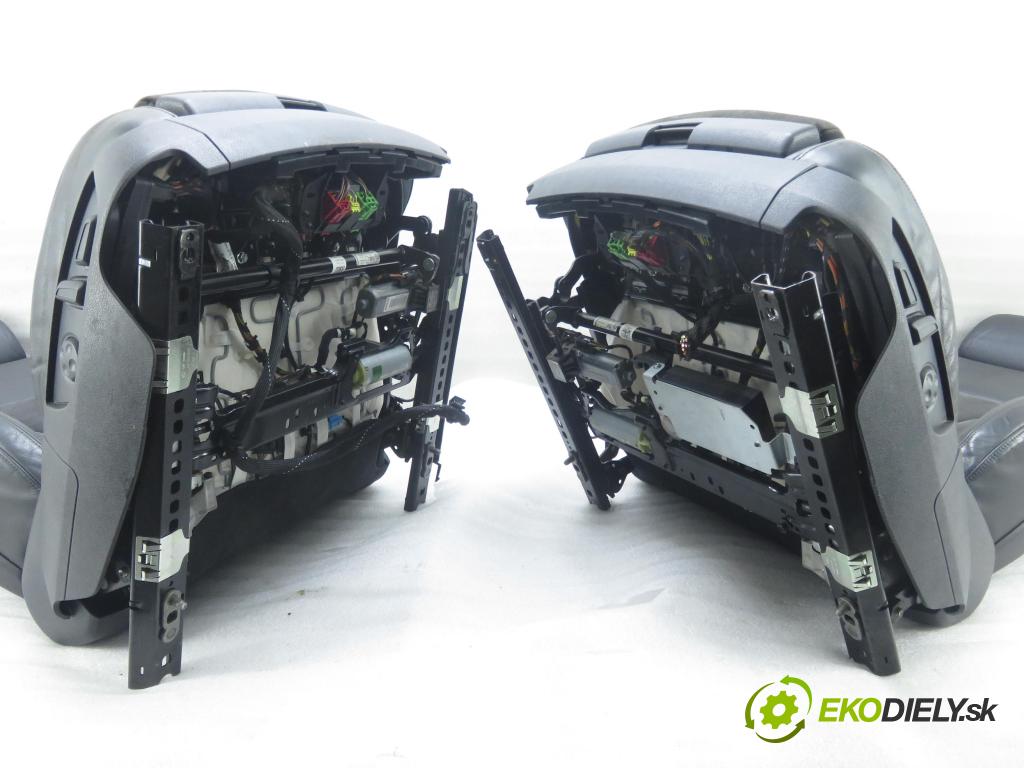 AUDI Q7 (4L) SUV 2007 171,00 3.0 TDI quattro - BUG 2967,00 Sedadlá, sedačky