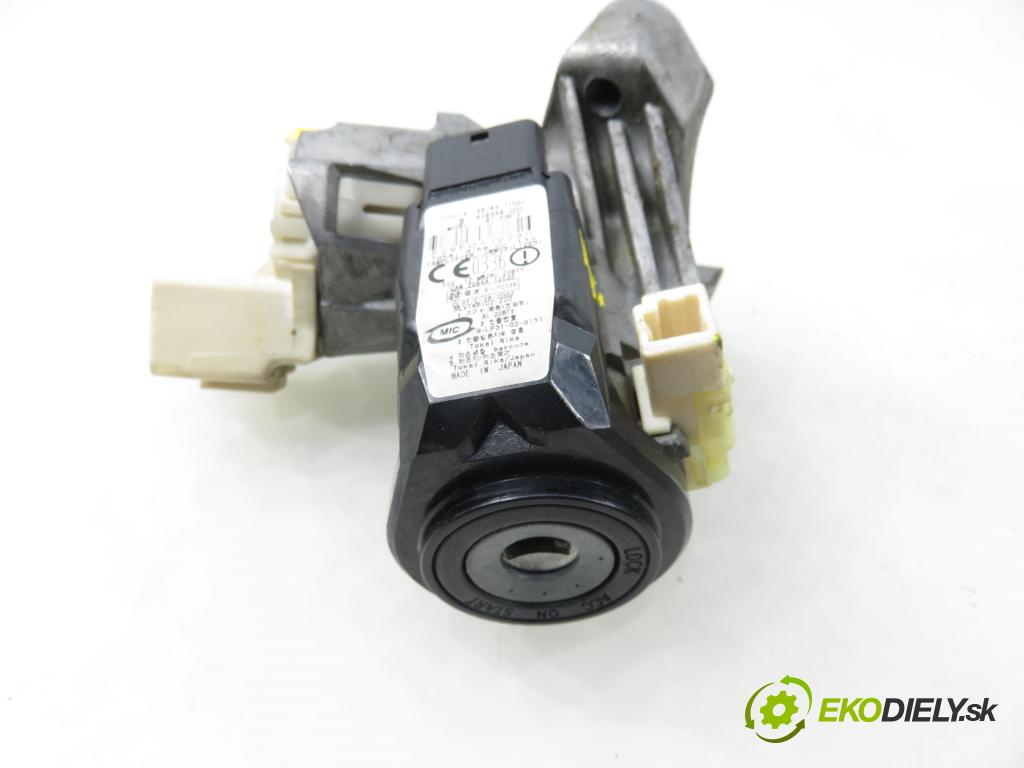 TOYOTA YARIS (_P9_) HB 2006 51,00 1.0 VVT-i (KSP90_) - 1KR-FE 998,00 spínačka / VLOŽKY 450202216