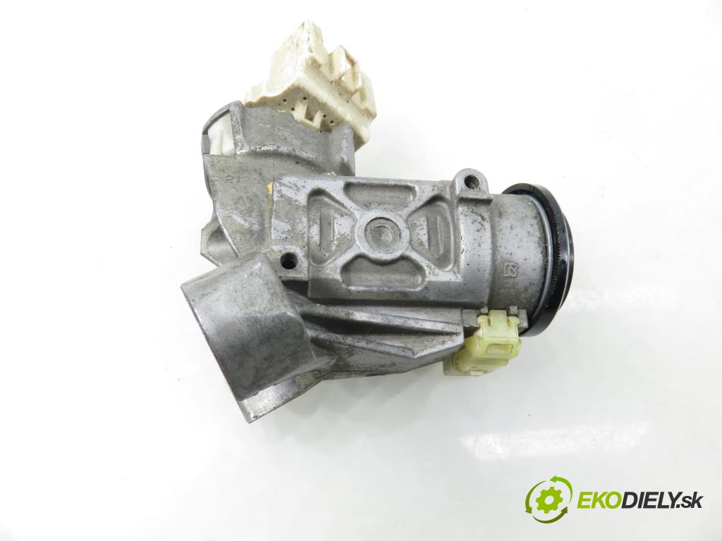 TOYOTA YARIS (_P9_) HB 2006 51,00 1.0 VVT-i (KSP90_) - 1KR-FE 998,00 spínačka / VLOŽKY 450202216