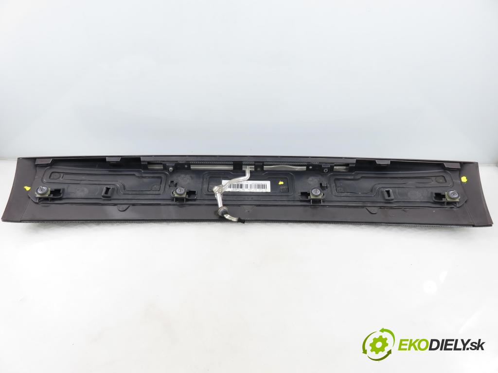 BMW 5 Touring (F11) KOMBI 2012 135,00 520 d 184 - N47 D20 C 1995,00 SPOJLER dveří