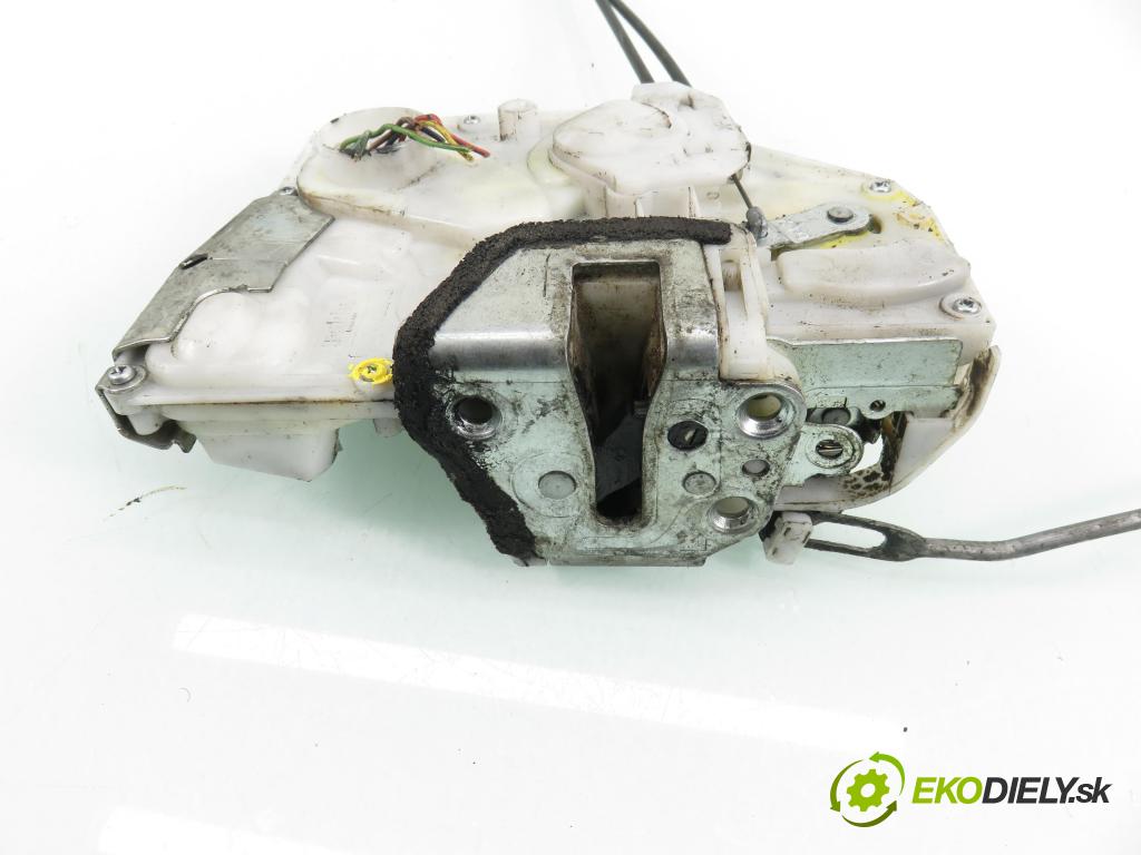 FIAT SEDICI (189_) CROSSOVER 2008 79,00 1.6 4x4 107 1586,00 zámok