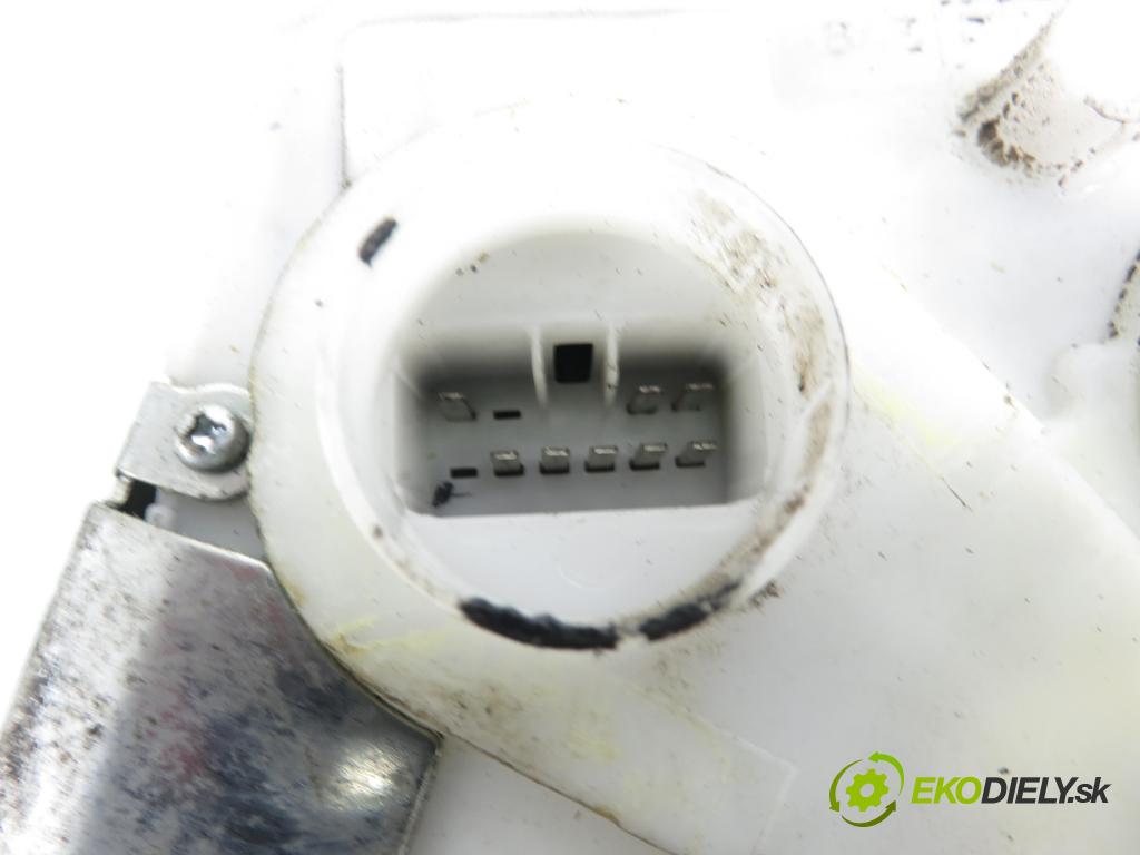 FIAT SEDICI (189_) CROSSOVER 2008 79,00 1.6 4x4 107 1586,00 zámok