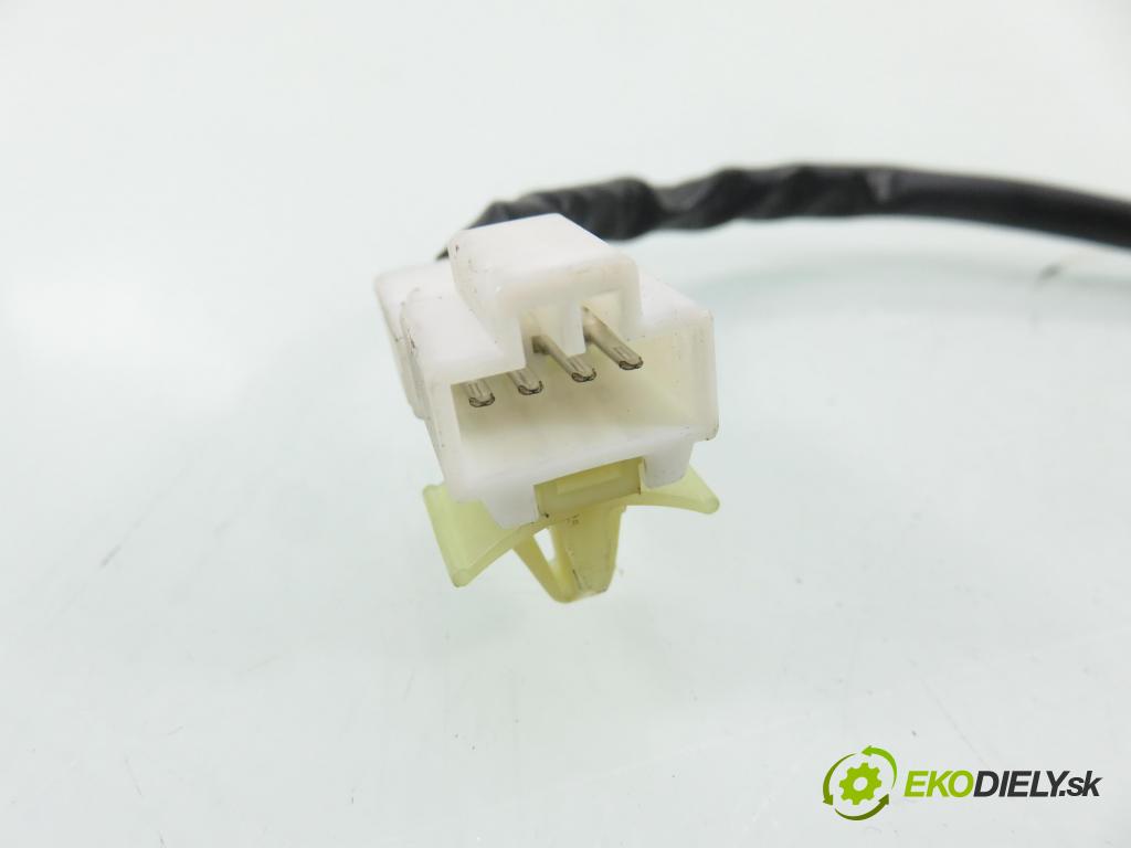 KIA RIO III (UB) HB 2012 55,00 1.1 CRDi - D3FA 1120,00 zámok dverí kufor EL.