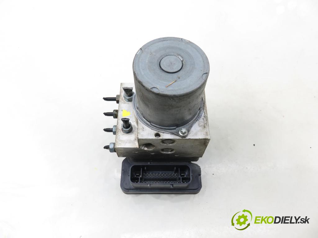 BMW 5 Touring (F11) KOMBI 2012 135,00 520 d 184 - N47 D20 C 1995,00 Pumpa ABS 6797675 ; 6797673 ; 6797676 (Pumpa ABS)