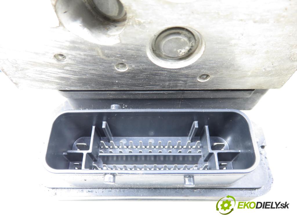 BMW 5 Touring (F11) KOMBI 2012 135,00 520 d 184 - N47 D20 C 1995,00 Pumpa ABS 6797675 ; 6797673 ; 6797676 (Pumpa ABS)