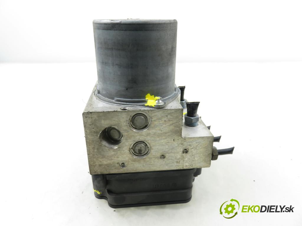 BMW 5 Touring (F11) KOMBI 2012 135,00 520 d 184 - N47 D20 C 1995,00 Pumpa ABS 6797675 ; 6797673 ; 6797676 (Pumpa ABS)