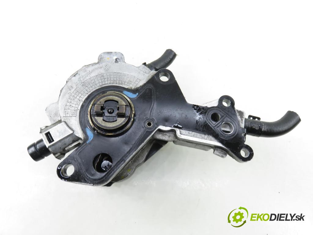 VW PASSAT B6 Variant (3C5) KOMBI 2006 103,00 2.0 TDI PD 8V 140 - BMP 1968,00 Pumpa vákuová 038145209N ; 724807170