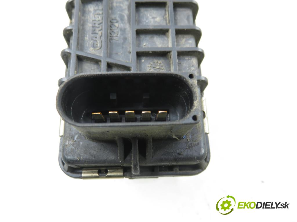 FORD FOCUS II (DA_, HCP) HB 2005 85,00 1.8 TDCi 115 - KKDA 1753,00 Nastavovač turba 6NW008412 (Motorček ostatné)