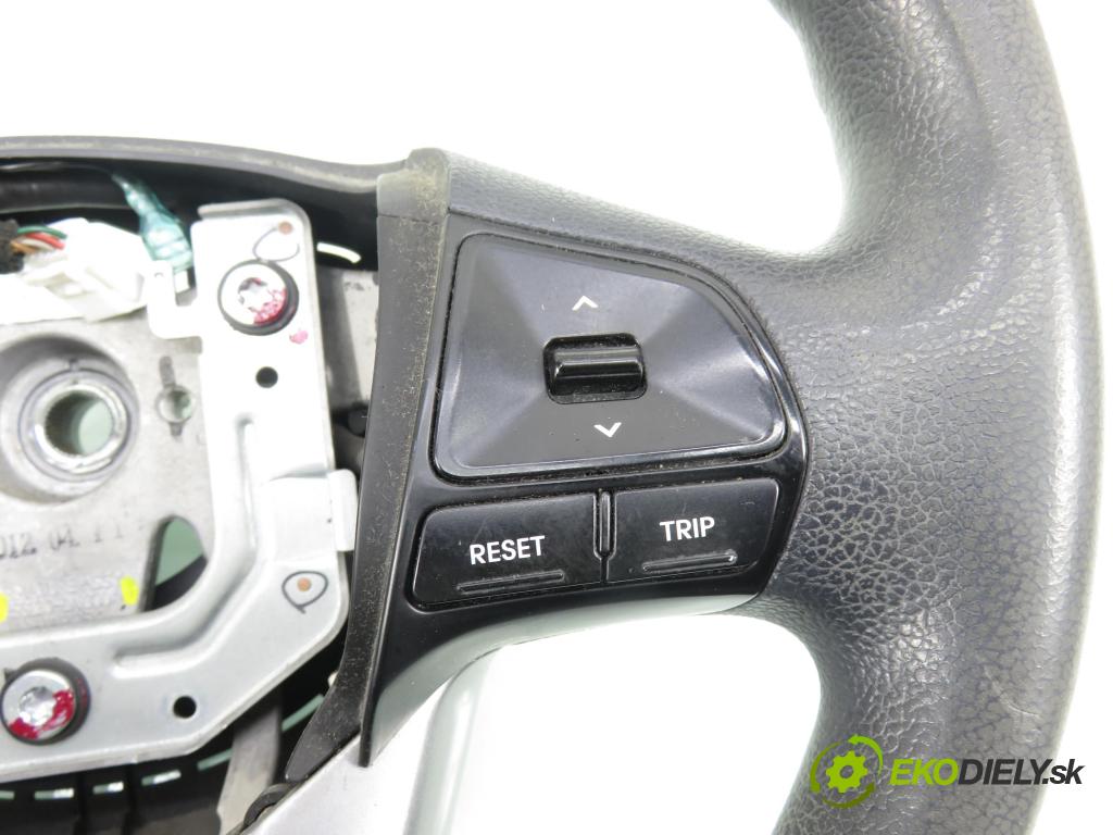 KIA RIO III (UB) HB 2012 55,00 1.1 CRDi - D3FA 1120,00 volant 561301W000 (Volant)