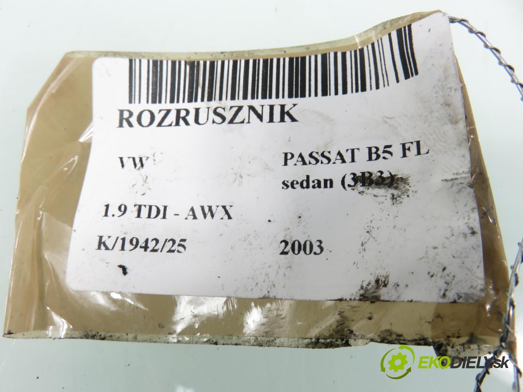 VW PASSAT B5.5 (3B3) SEDAN 2003 96,00 1.9 TDI - AWX 1896,00 startér D7R33 (Startér)