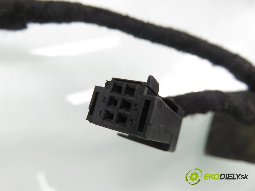 CITROEN C5 III Break (RW_) KOMBI 2008 150,00 2.7 HDi - DT17ED4 2720,00 zpětné zrcátko LE