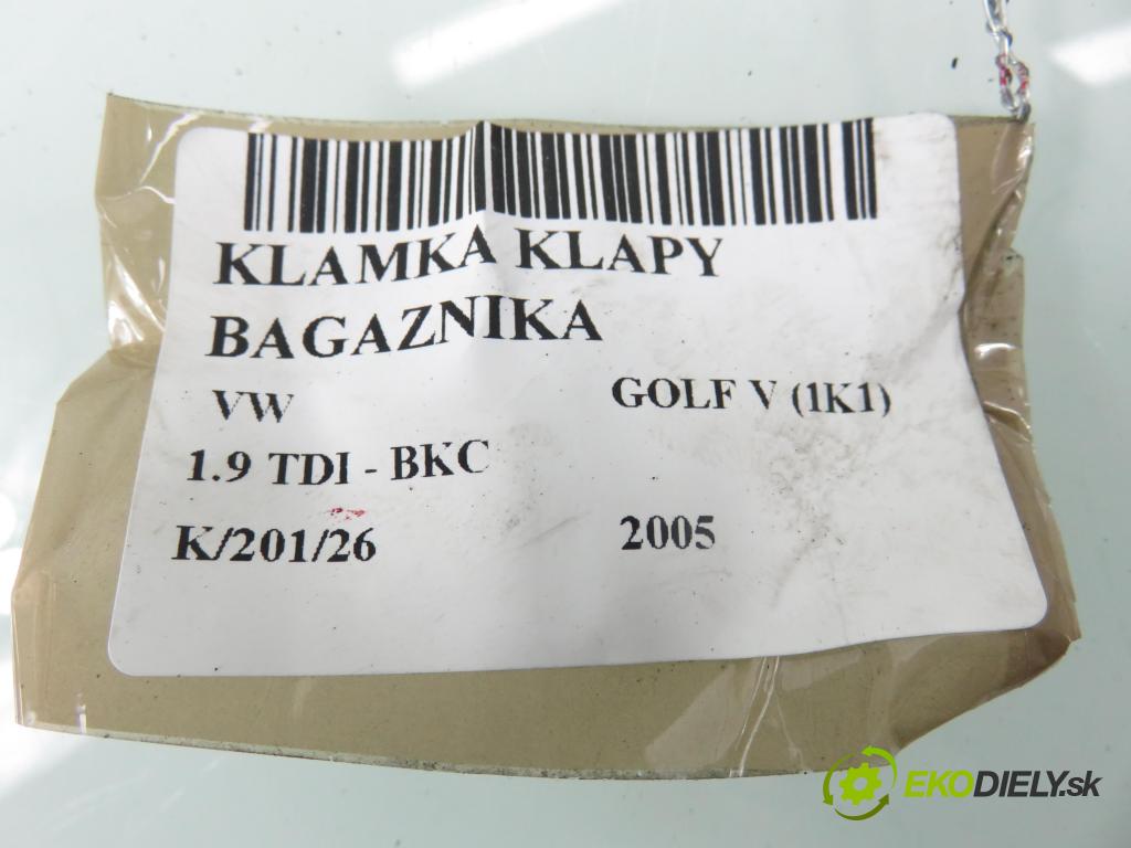 VW GOLF V (1K1) HB 2005 77,00 1.9 TDI PD 105 - BKC 1896,00 Kľučka dverí kufor 1K0827469E
